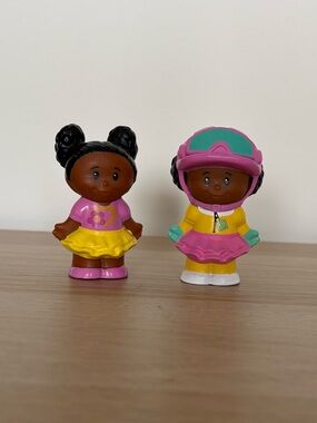 Fisher-Price Little People Tessa Figures Lot of 2